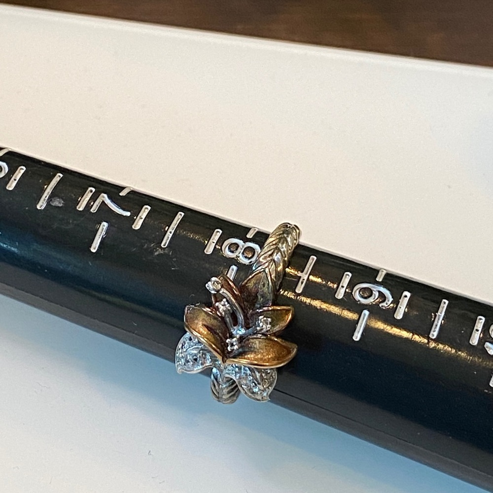 Beautiful Lilly Flower Diamond Sterling Ring! - Picture 8 of 13